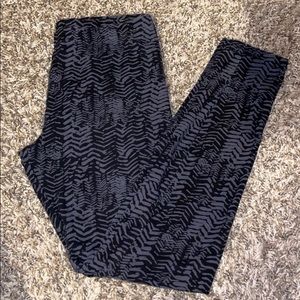 Vera wang leggings, size Medium